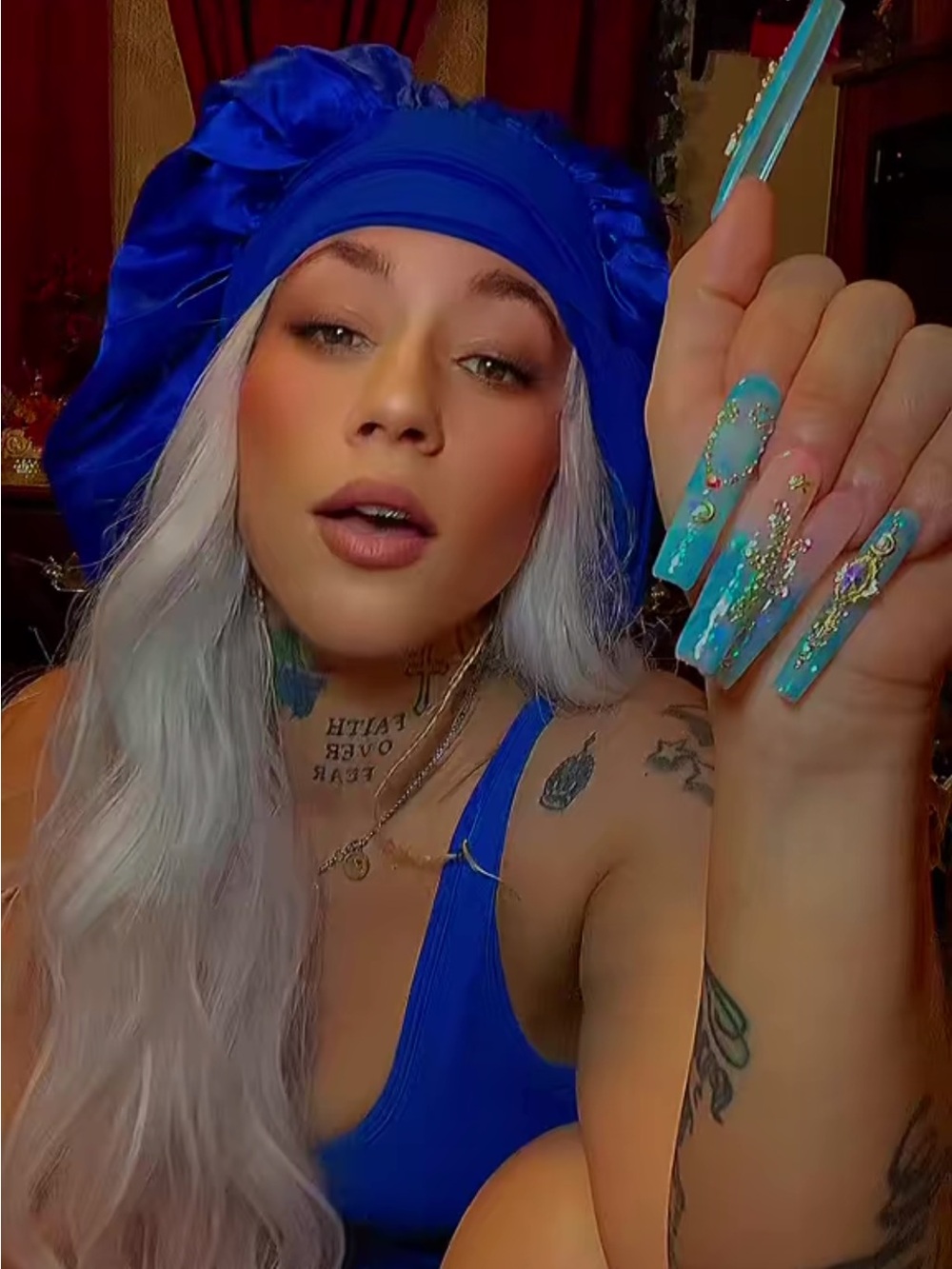 Blue and Pink Pisces Nail Set with Gold Accents
